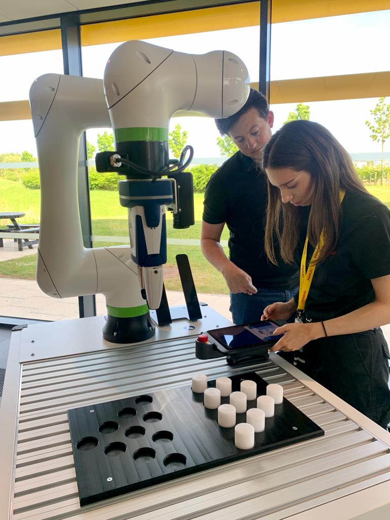 Demonstrations of key FANUC systems, such as the CRX cobot range, will take place every day